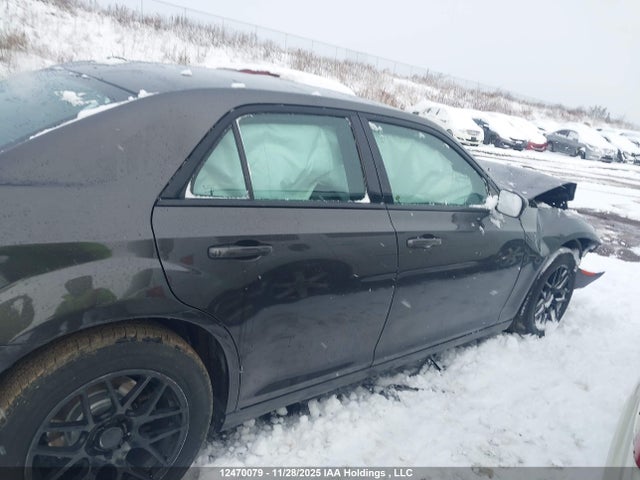 2C3CCABG7GH320611 Chrysler 300
