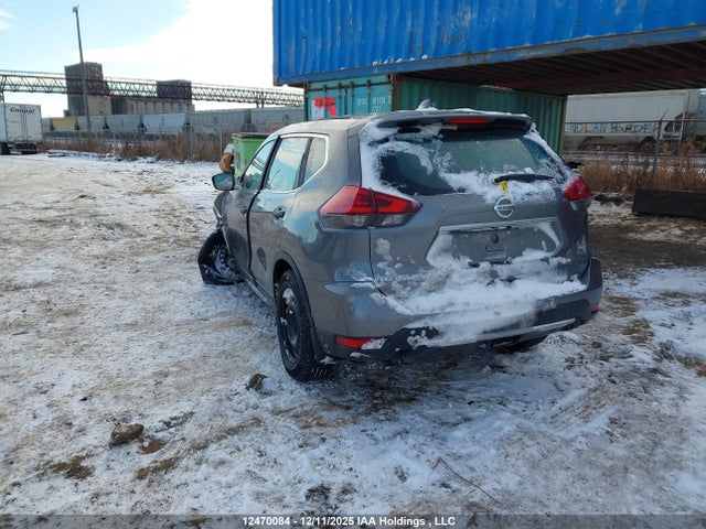 5N1AT2MT4JC701146 Nissan ROGUE S/SV