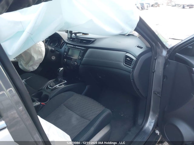 5N1AT2MT4JC701146 Nissan ROGUE S/SV