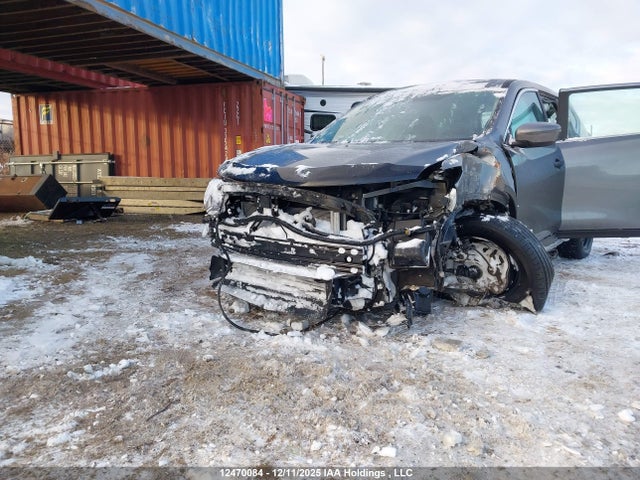 5N1AT2MT4JC701146 Nissan ROGUE S/SV