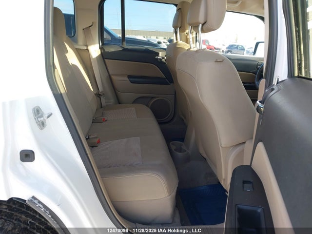 Jeep Patriot 2014 1C4NJRAB0ED549026 Image 8