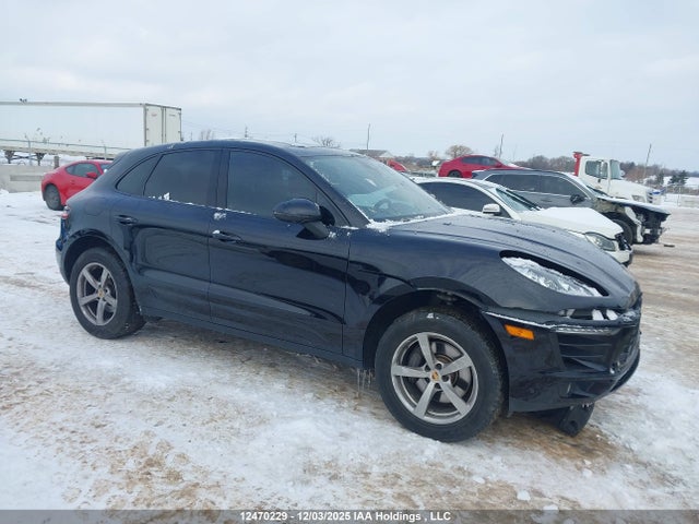 Porsche Macan 2018 WP1AA2A57JLB16768 Image 18