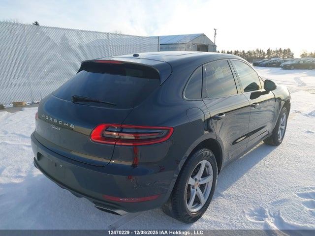 Porsche Macan 2018 WP1AA2A57JLB16768 Image 4