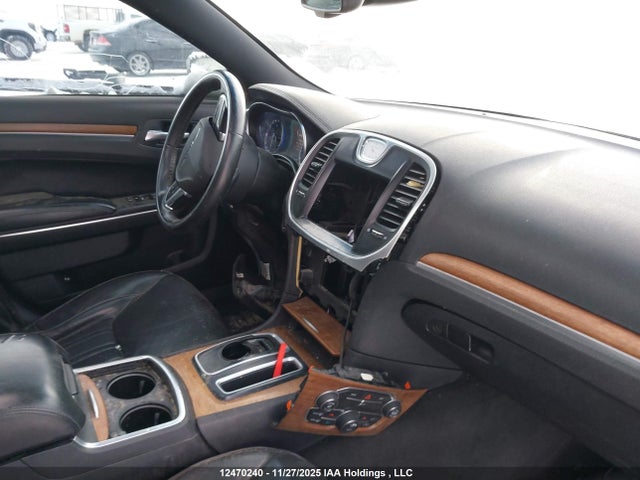 Продажа на аукционе авто 2016 Chrysler 300c Platinum, vin: 2C3CCASG2GH198403, номер лота: 12470240