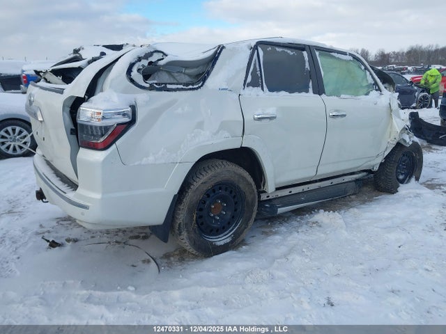 12470331 :رقم المزاد ، JTEBU5JR1K5661951 vin ، 2019 Toyota 4runner Sr5 مزاد بيع