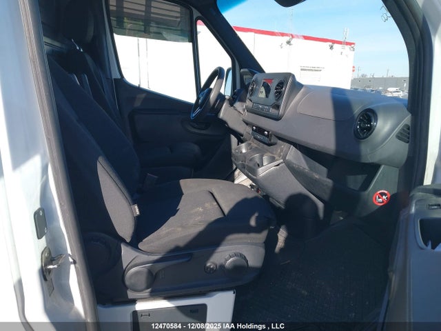 W1Y4KDHY3PP533941 Mercedes-Benz Sprinter 2500 High Roof 4-cyl Diesel