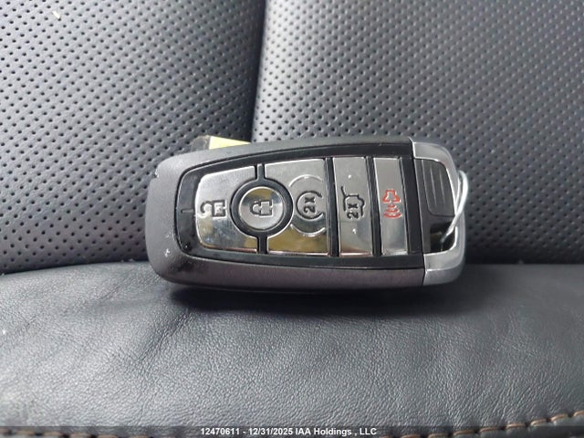 Lincoln Aviator 2026 5LM5J7XC2TGL03166 Image 11