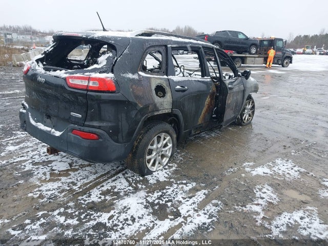1C4PJMCB0FW702566 Jeep Cherokee North