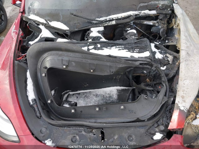 7SAYGDEE4NF572338 Tesla Model Y