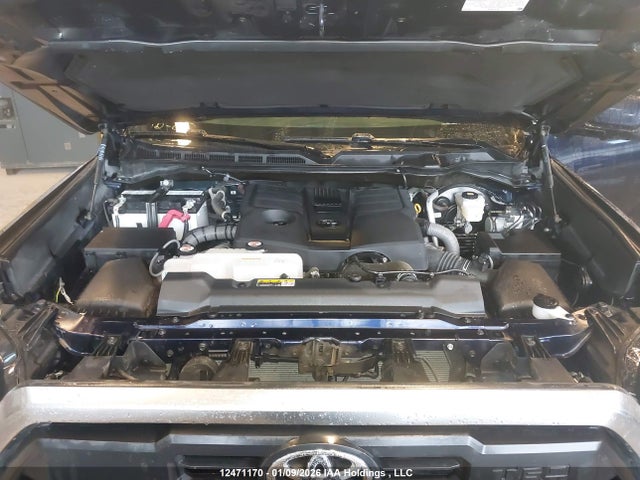 Продажа на аукционе авто 2024 Toyota Tundra Limited 4x4, vin: 5TFJA5DB7RX226423, номер лота: 12471170