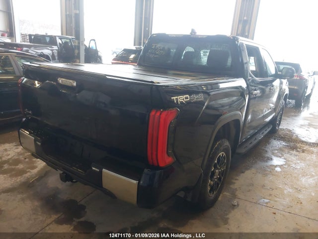 Продажа на аукционе авто 2024 Toyota Tundra Limited 4x4, vin: 5TFJA5DB7RX226423, номер лота: 12471170