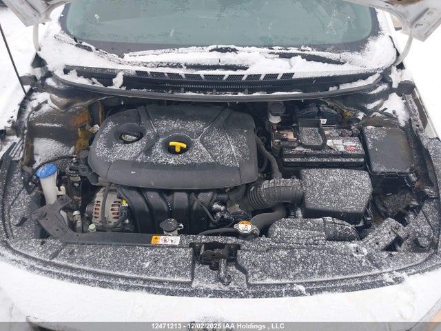 KIA Forte 2017 3KPFN4A85HE055019 Image 10