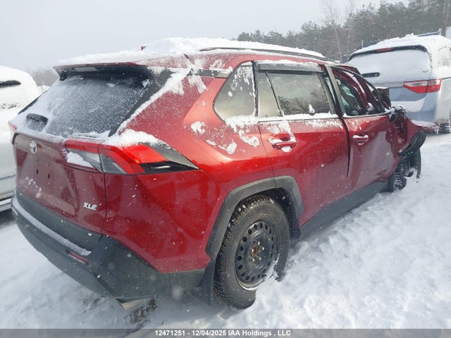 2T3W1RFV8MW173989 Toyota Rav4 Xle/xle Premium