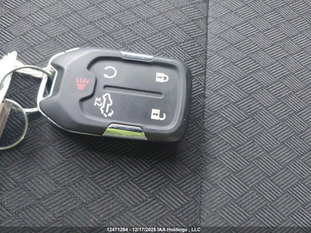1GCUYEEL1NZ205467 Chevrolet Silverado Ltd K1500 Rst
