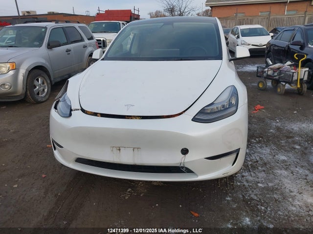 5YJYGDEE0MF185457 Tesla Model Y Long Range