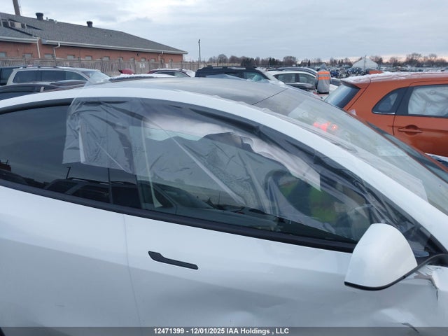 5YJYGDEE0MF185457 Tesla Model Y Long Range