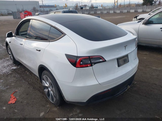 5YJYGDEE0MF185457 Tesla Model Y Long Range