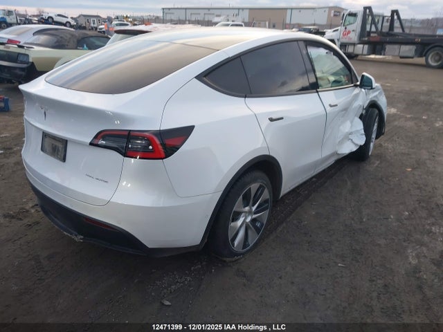 5YJYGDEE0MF185457 Tesla Model Y Long Range