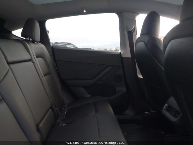 5YJYGDEE0MF185457 Tesla Model Y Long Range