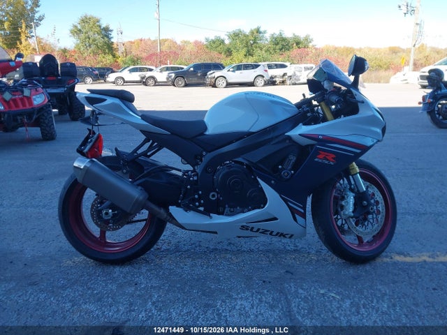 Suzuki GSX-R750 2025 JS1GR7MA1S7101942 Image 15