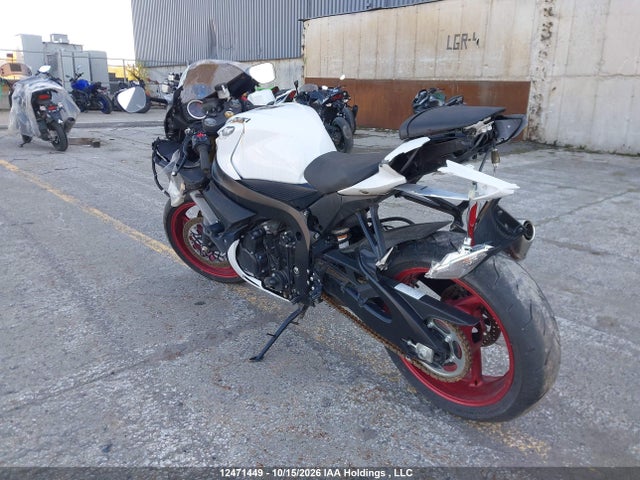 Suzuki GSX-R750 2025 JS1GR7MA1S7101942 Image 3