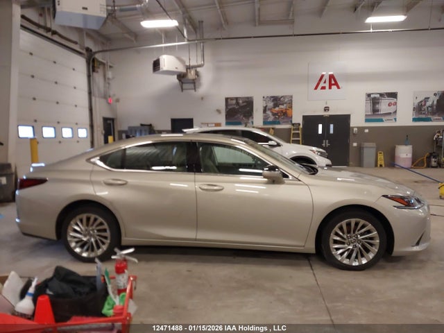 58ABZ1B1XLU057429 Lexus ES350