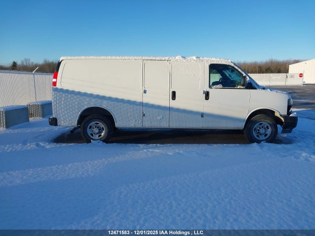 2021 Chevrolet Express G2500 მანქანა იყიდება აუქციონზე, vin: 1GCWGBFP1M1191983, აუქციონის ნომერი: 12471583