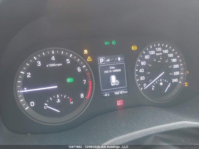 KM8J3CA42JU771015 Hyundai Tucson Limited/sport And Eco/se