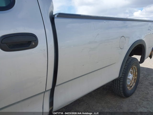 12471718 :رقم المزاد ، 2FTRF18W7YCA18536 vin ، 2000 Ford F-150 Standard/xl/xlt مزاد بيع