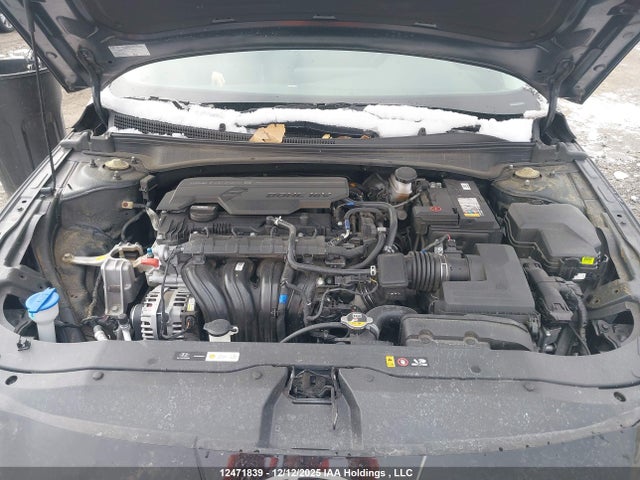 KMHLM4DG9RU824175 Hyundai Elantra Preferred W/tech Package
