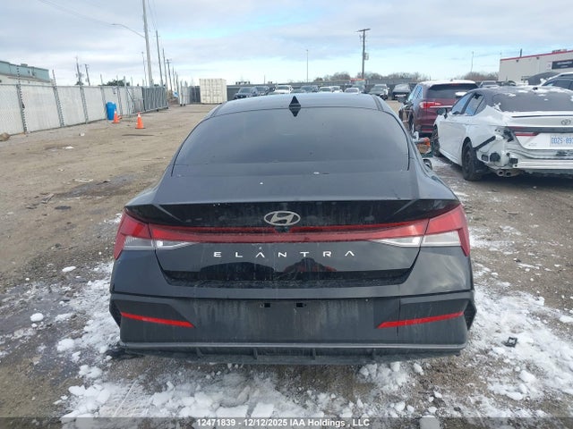 KMHLM4DG9RU824175 Hyundai Elantra Preferred W/tech Package