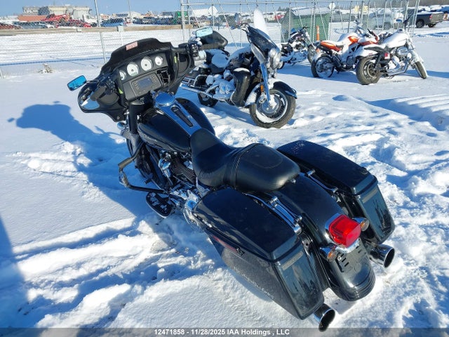 Harley-Davidson Flhx Street Glide 2017 5HD1KBCA2HB610844 Image 3
