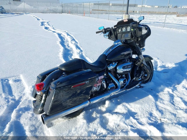 Harley-Davidson Flhx Street Glide 2017 5HD1KBCA2HB610844 Image 4