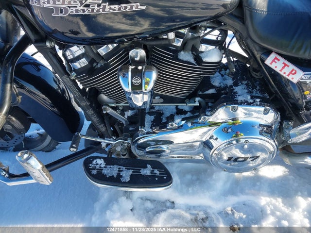 Harley-Davidson Flhx Street Glide 2017 5HD1KBCA2HB610844 Image 9