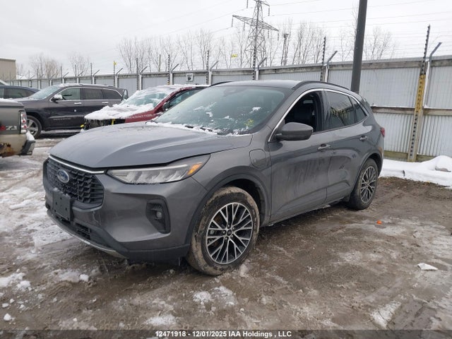 1FMCU0E18PUA48668 Ford Escape