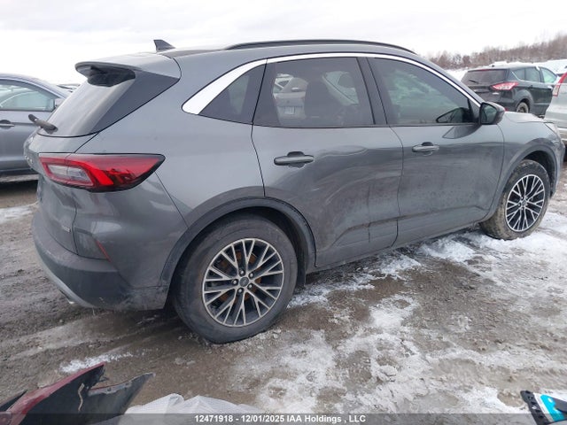 1FMCU0E18PUA48668 Ford Escape