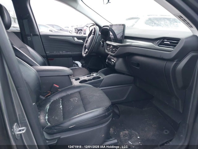 1FMCU0E18PUA48668 Ford Escape