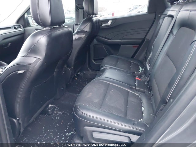 1FMCU0E18PUA48668 Ford Escape