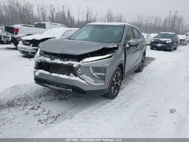 JA4ATUAA4NZ602424 Mitsubishi Eclipse Cross Es