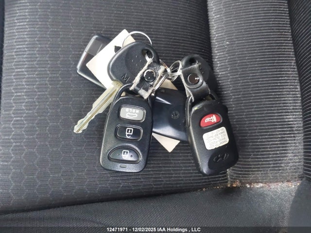 5NPD74LF1HH060257 Hyundai Elantra