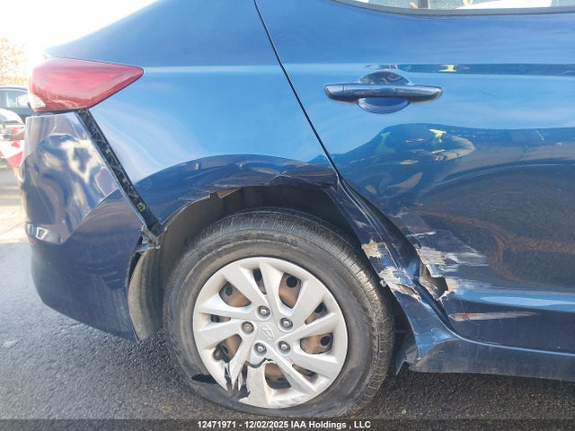 5NPD74LF1HH060257 Hyundai Elantra