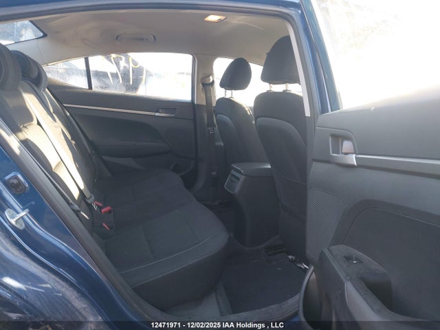 5NPD74LF1HH060257 Hyundai Elantra
