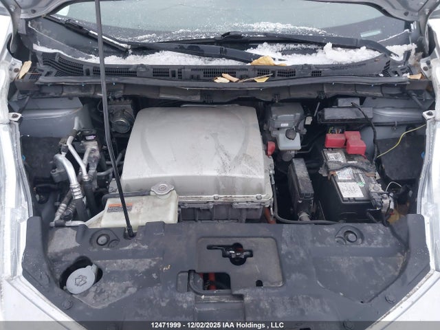 12471999 :رقم المزاد ، 1N4BZ0CP1HC306681 vin ، 2017 Nissan Leaf S/sv/sl مزاد بيع