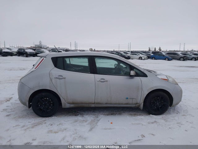 12471999 :رقم المزاد ، 1N4BZ0CP1HC306681 vin ، 2017 Nissan Leaf S/sv/sl مزاد بيع