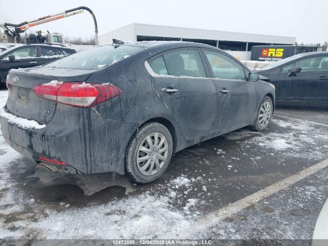 KIA FORTE EX 2018 3KPFL4A80JE260551 Image 4