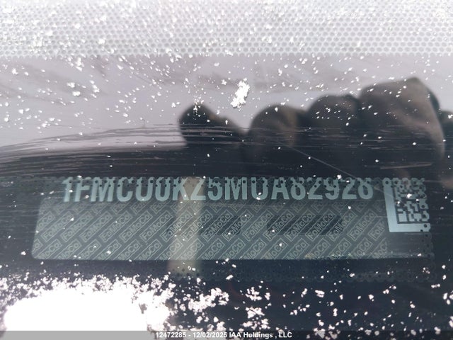 1FMCU0KZ5MUA82928 Ford Escape Hybrid