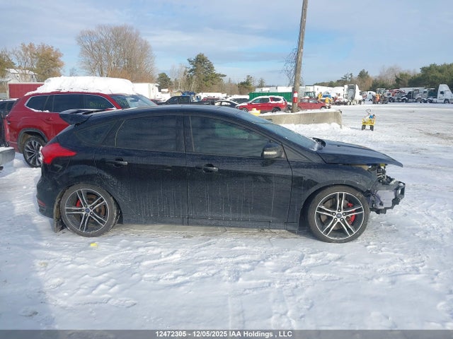 Ford Focus St St 2016 1FADP3L93GL295571 Image 13