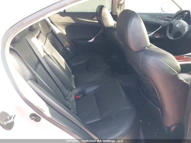 12472421 :رقم المزاد ، JTHCK262272015415 vin ، 2007 Lexus Is 250 مزاد بيع