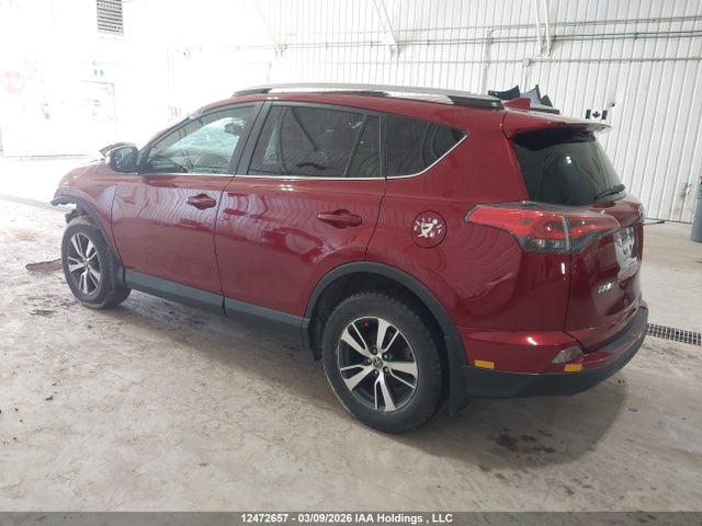 2T3ZFREV3JW499825 Toyota RAV4 LE
