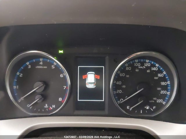 2T3ZFREV3JW499825 Toyota RAV4 LE